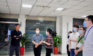 四川省經(jīng)信廳軟件與信息安全處處長(zhǎng)李順睿一行到科瑞公司調(diào)研